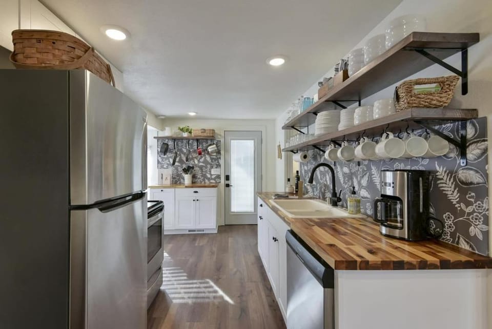Laketown Cottages Blue Anchor House in Rockaway Beach
