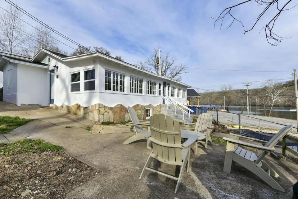 Laketown Cottages Blue Anchor House in Rockaway Beach