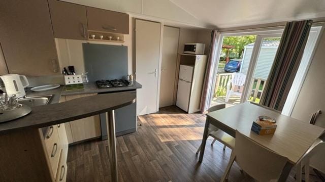 Mobil Home Ohana Camping du Ried Campground/ 
RV Resort in Ortenau