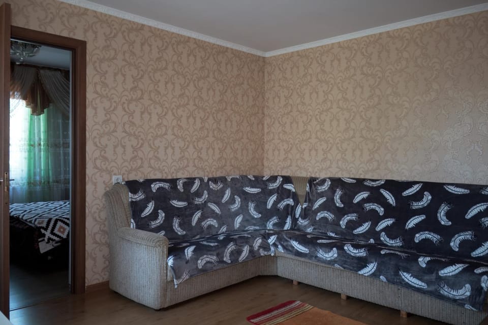 Bed, Living room, Seating area
