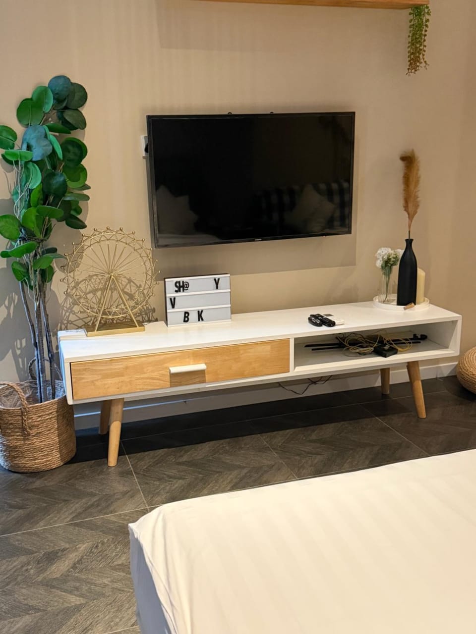 Communal lounge/ TV room, Bed, TV and multimedia, Evening entertainment, Bedroom