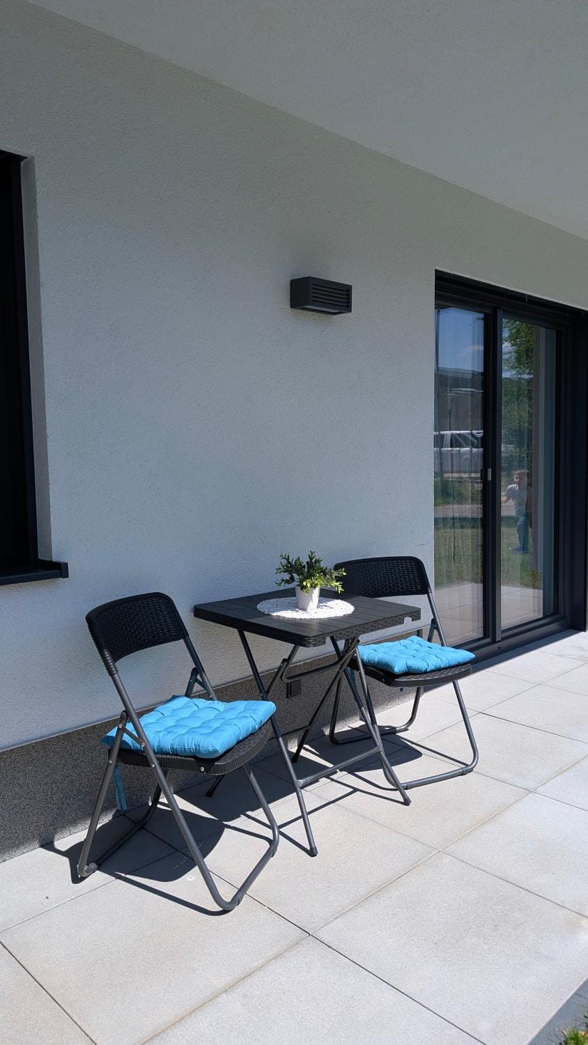 Patio, Balcony/Terrace, Balcony/Terrace, Seating area, Garden view