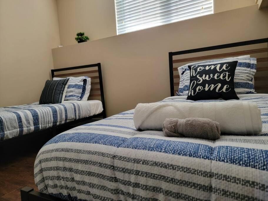 Cozy basement in the city Apartment in Dieppe