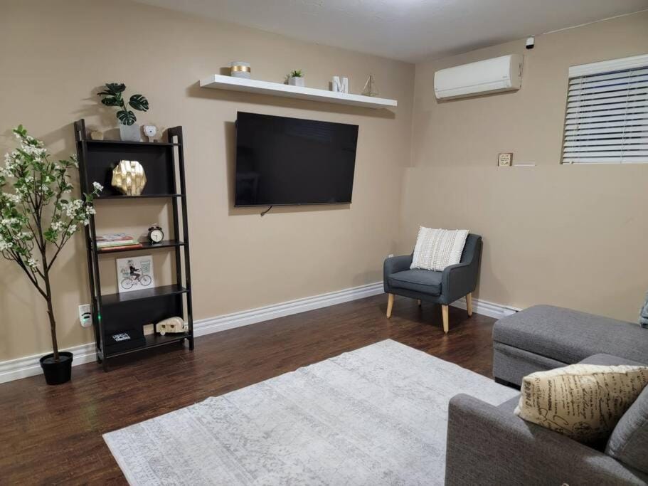 Cozy basement in the city Apartment in Dieppe