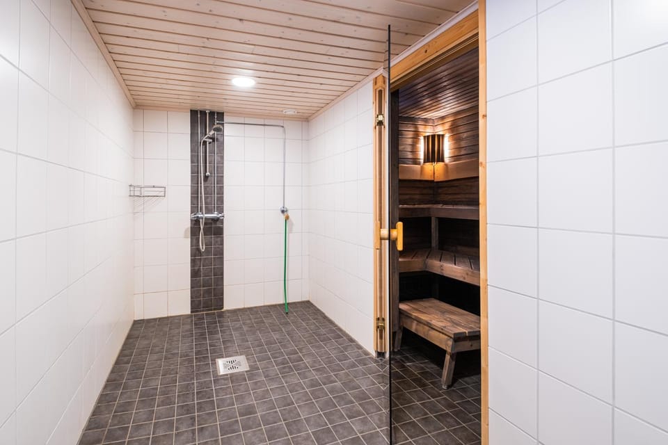 Sauna, Sauna, Bathroom