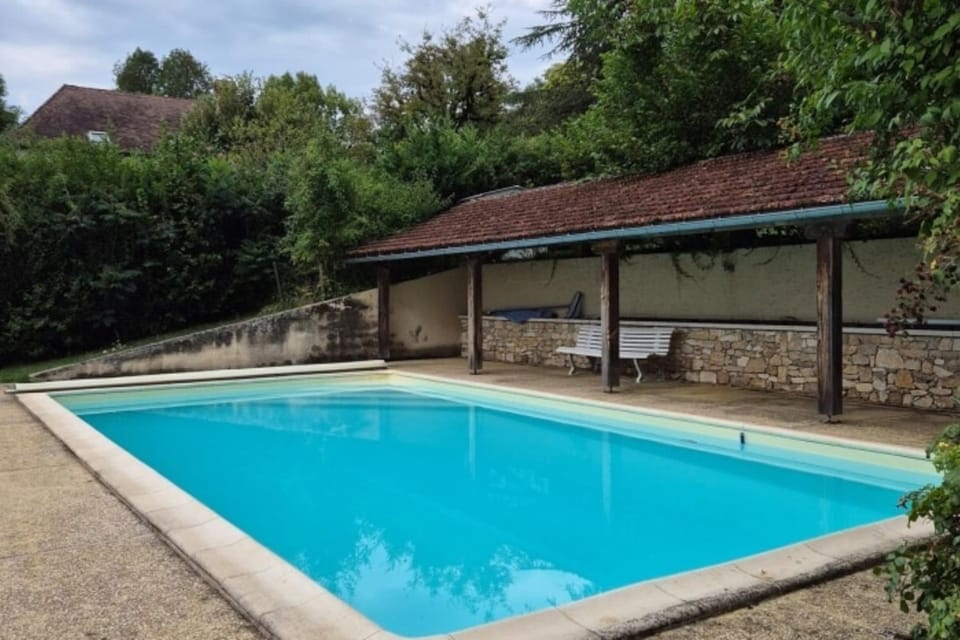 Ma maison de famille en Quercy avec piscine House in Occitanie