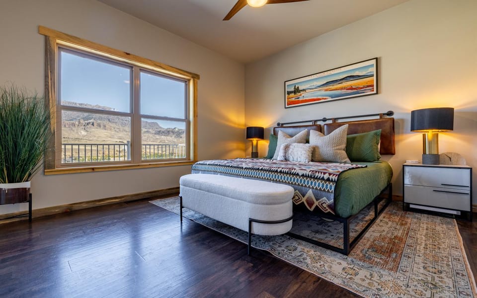 Natural landscape, Photo of the whole room