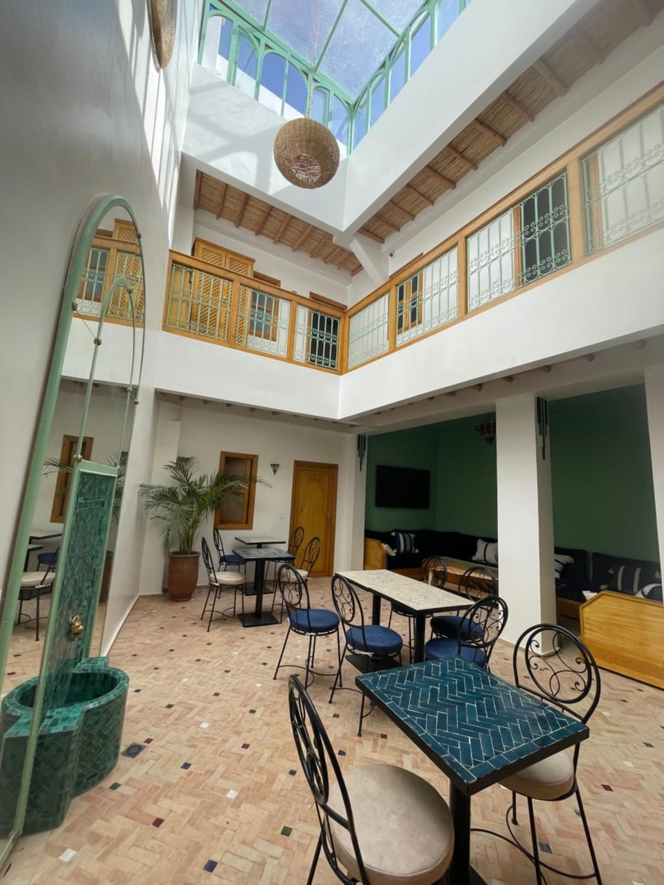Patio, Living room, Seating area, Breakfast