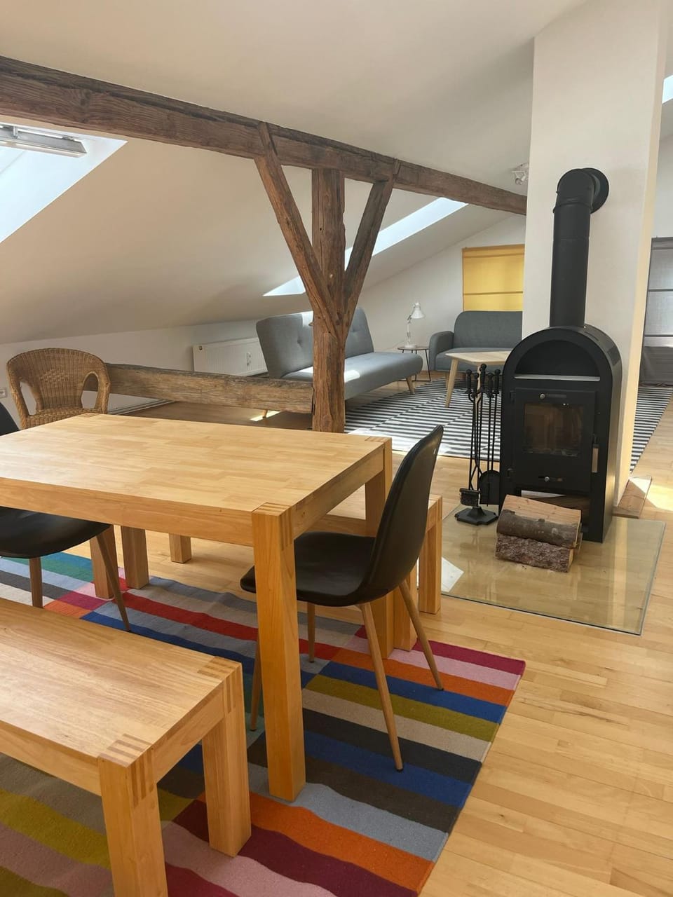 Living room, Dining area