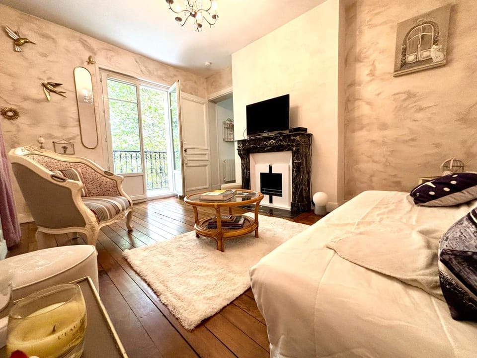 Appt 4pers à 150m du métro École vétérinaire - aux portes de Paris et Disney ! Apartment in Paris