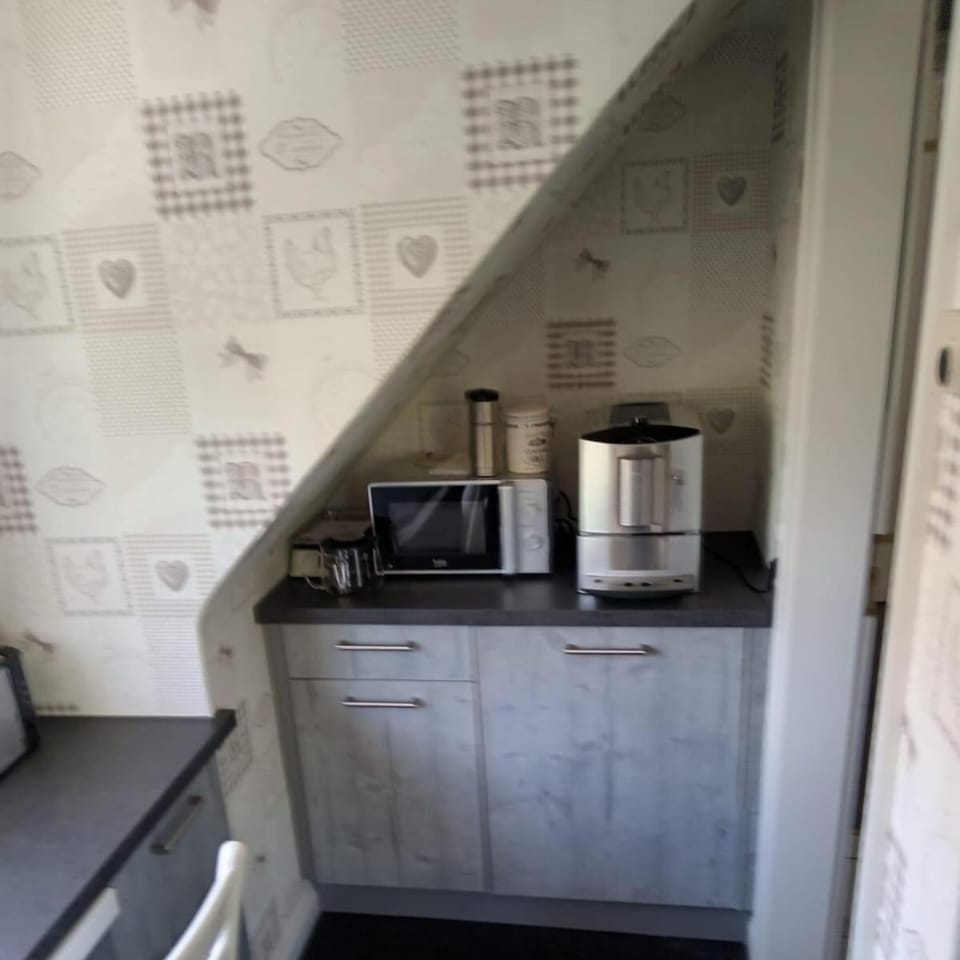 Coffee/tea facilities, Kitchen or kitchenette