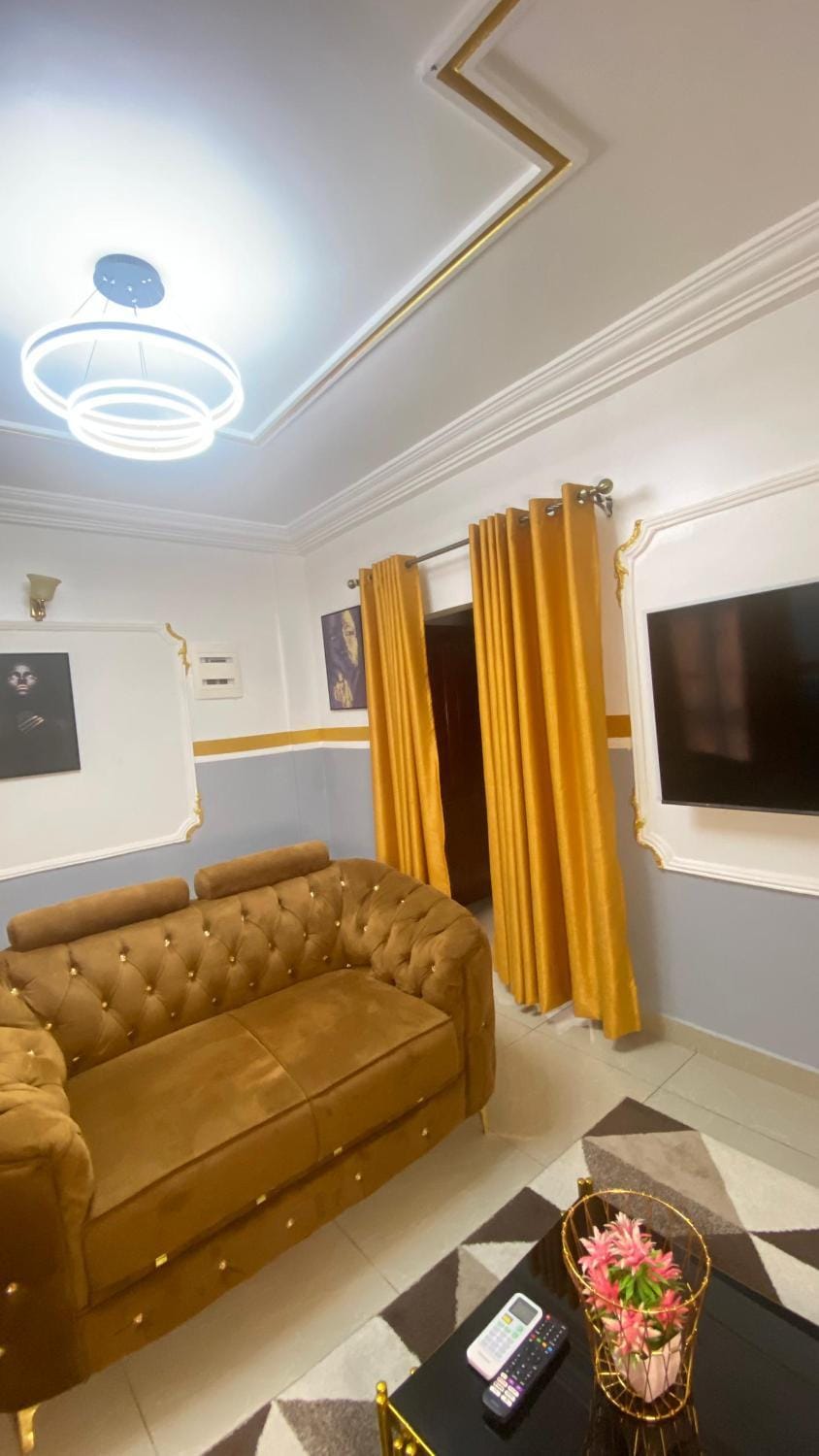 Communal lounge/ TV room, Living room