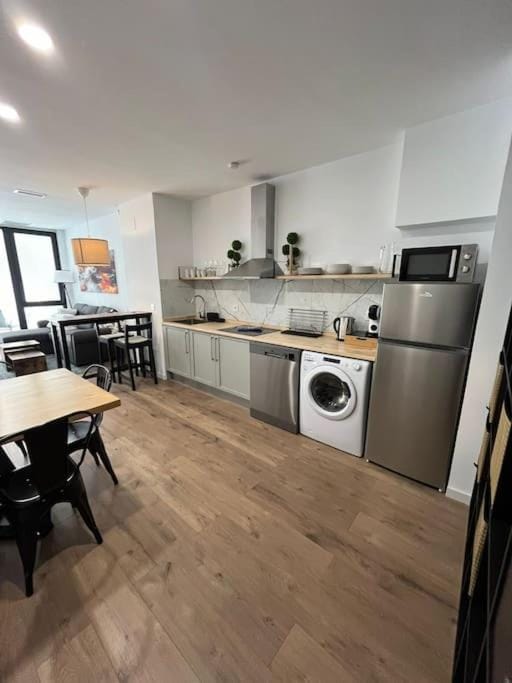 Artes y ciencias D with fast Wifi and terrace Apartment in Valencia