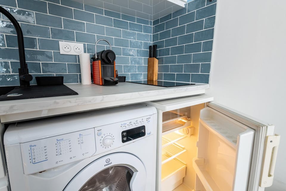 Coffee/tea facilities, washing machine