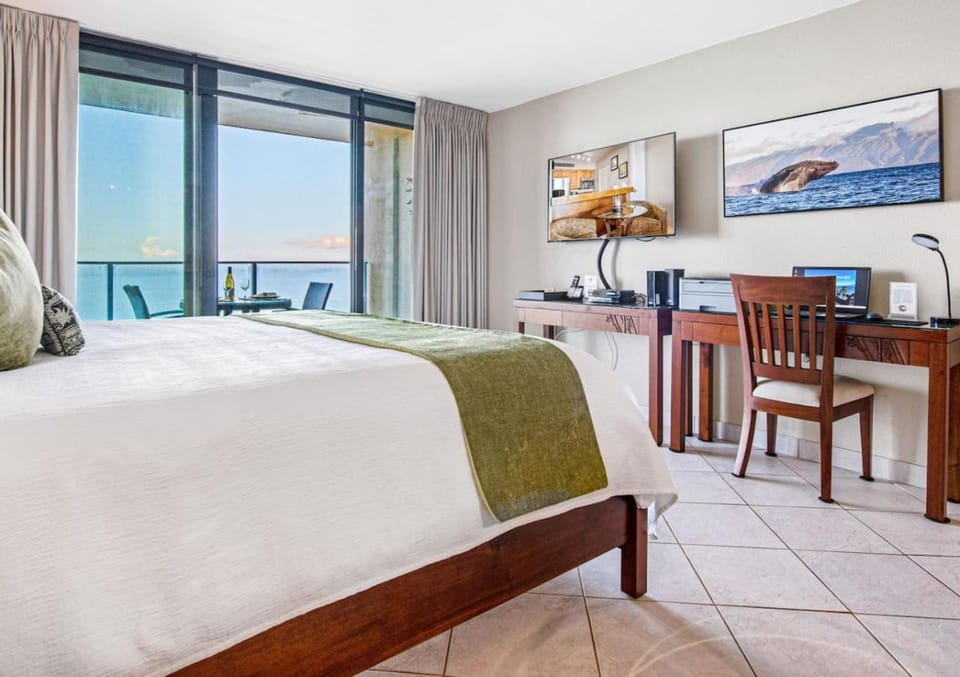 Bed, TV and multimedia, Balcony/Terrace, Bedroom, Sea view