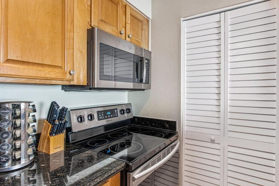 Kitchen or kitchenette, stove