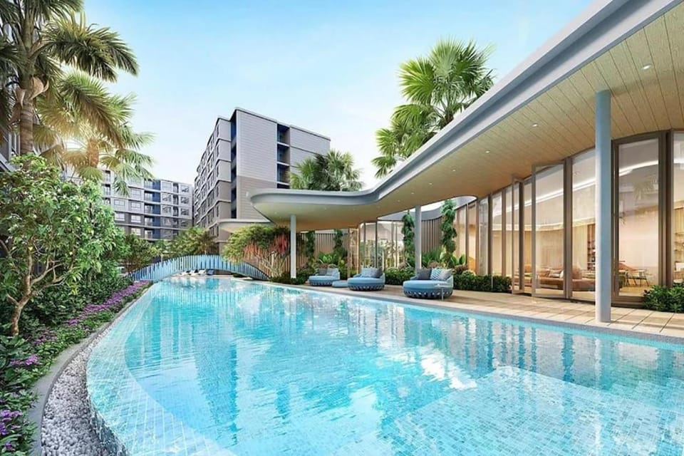 Property building, Swimming pool