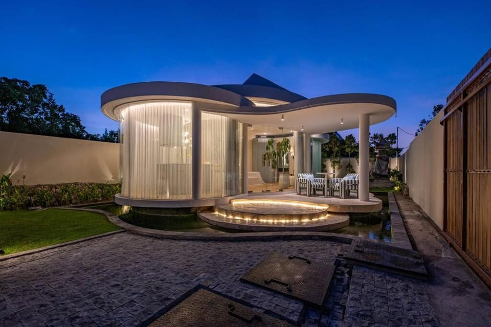 Uniquely designed 1bd villa with Pvt Pool Villa in North Kuta