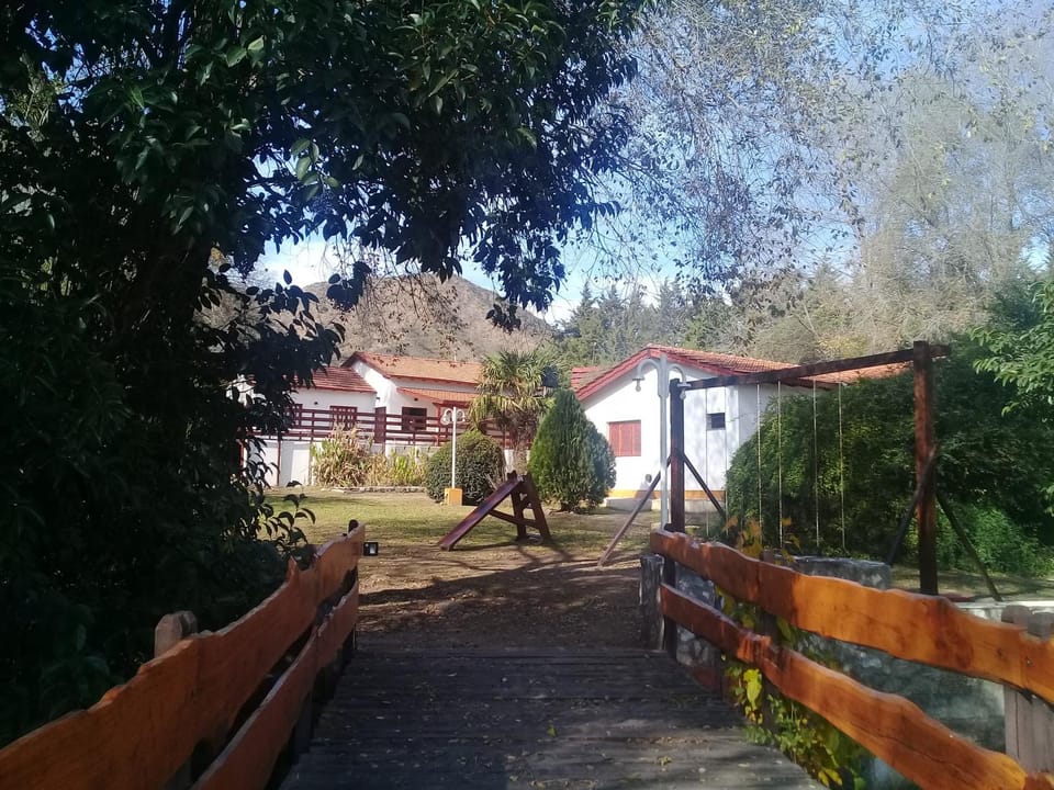 Verruckt Abenteurer Nature lodge in Cordoba Province