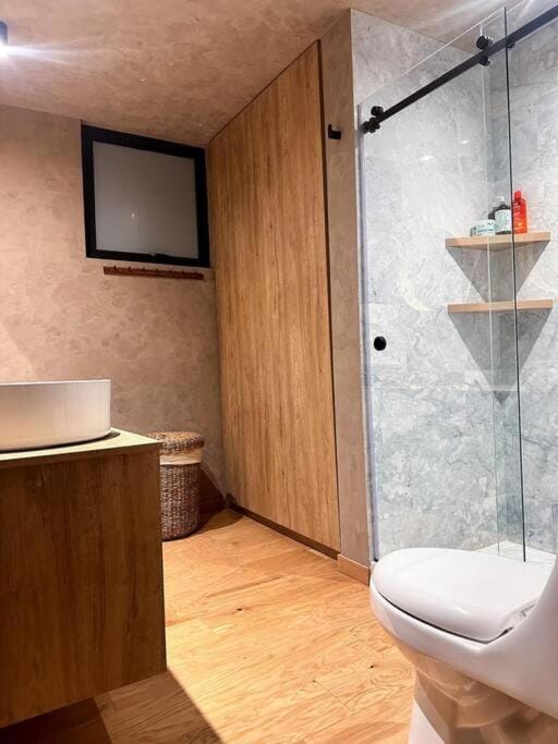 Shower, Bathroom