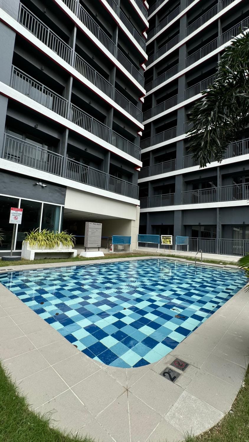 Home of the GoodVibes Red Residences Makati Apartment hotel in Pasay