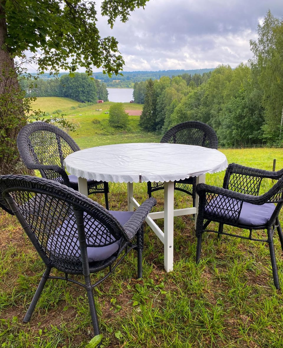 Patio, Lake view