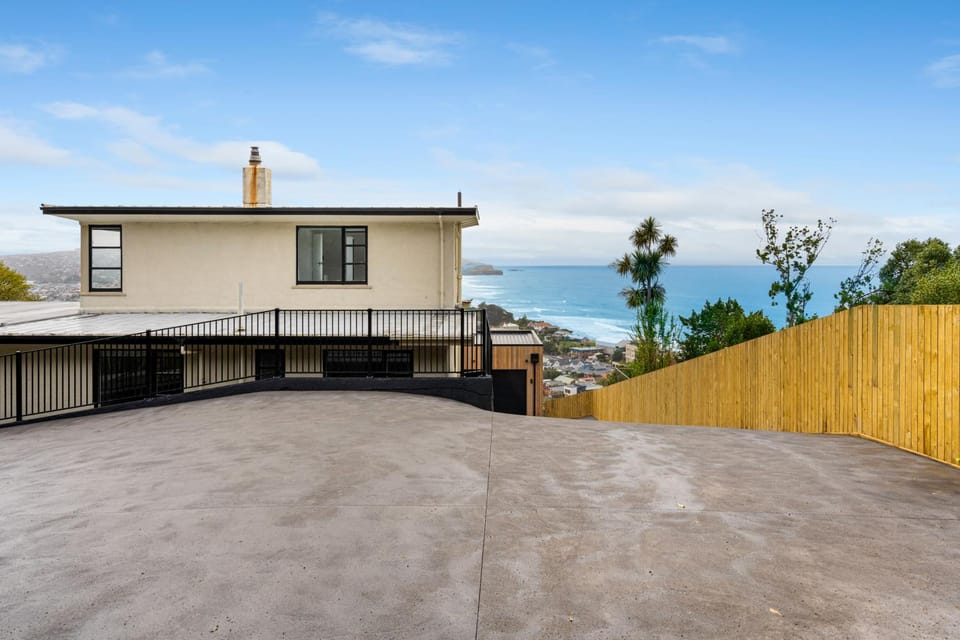 Property building, Sea view