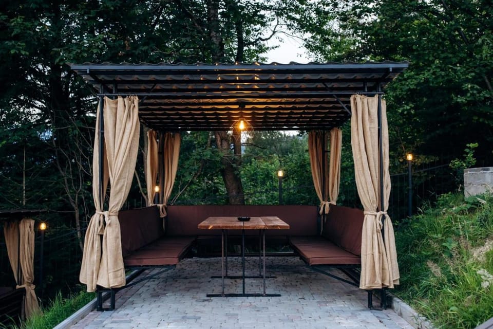 BBQ facilities, Seating area, Dining area, Garden view