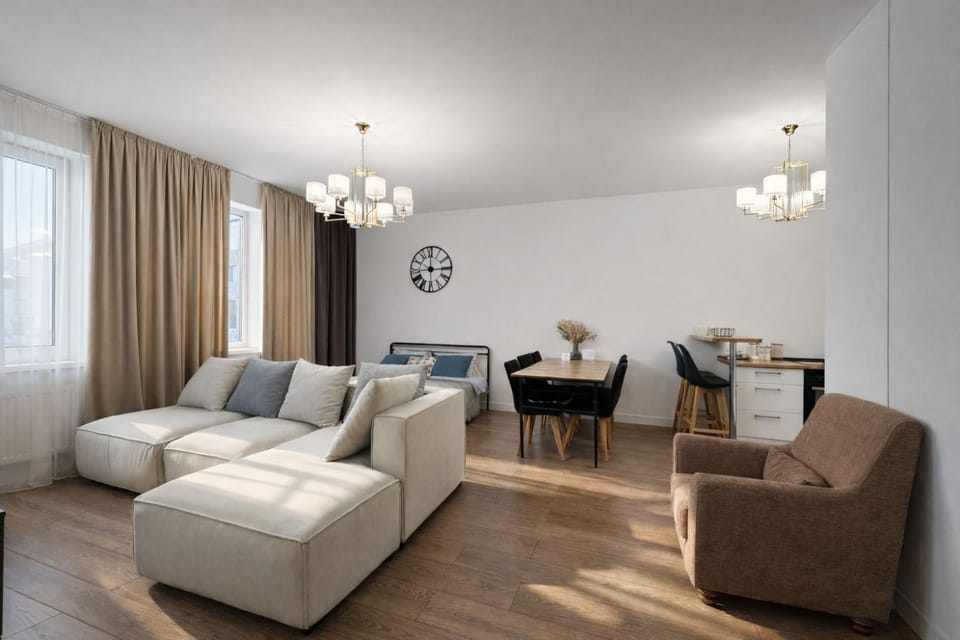 Bed, Day, Living room, Photo of the whole room, Seating area, Communal kitchen