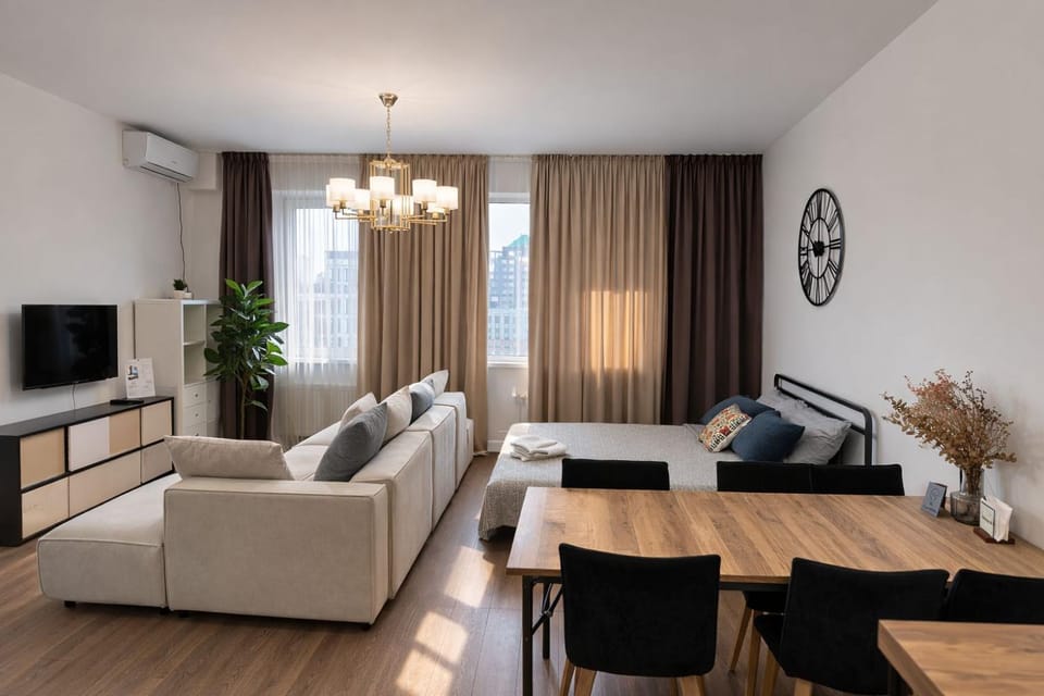 Bed, TV and multimedia, Photo of the whole room, Dining area