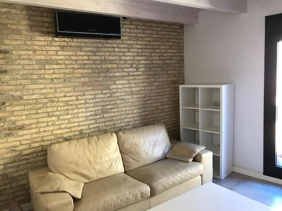 06 - Apartamentos Zentrum - Casco Histórico - Duplex Apartment in Zaragoza