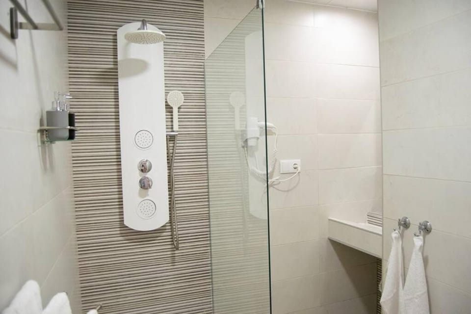 Torneo 48 Suite Apartment in Seville