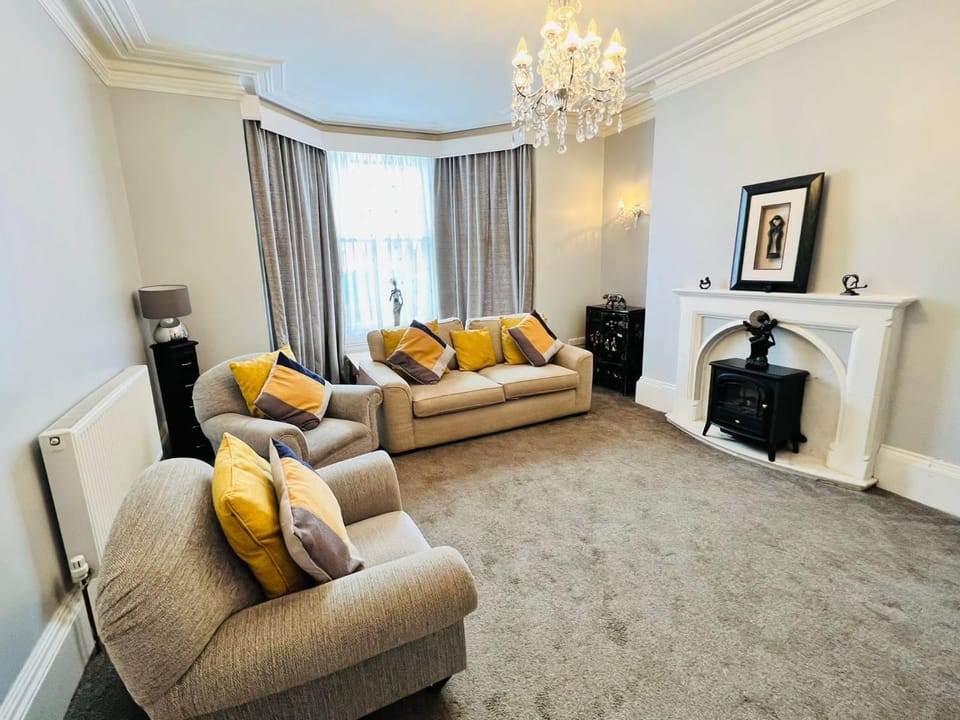 Lindas Coastal Bliss Apartment in Scarborough