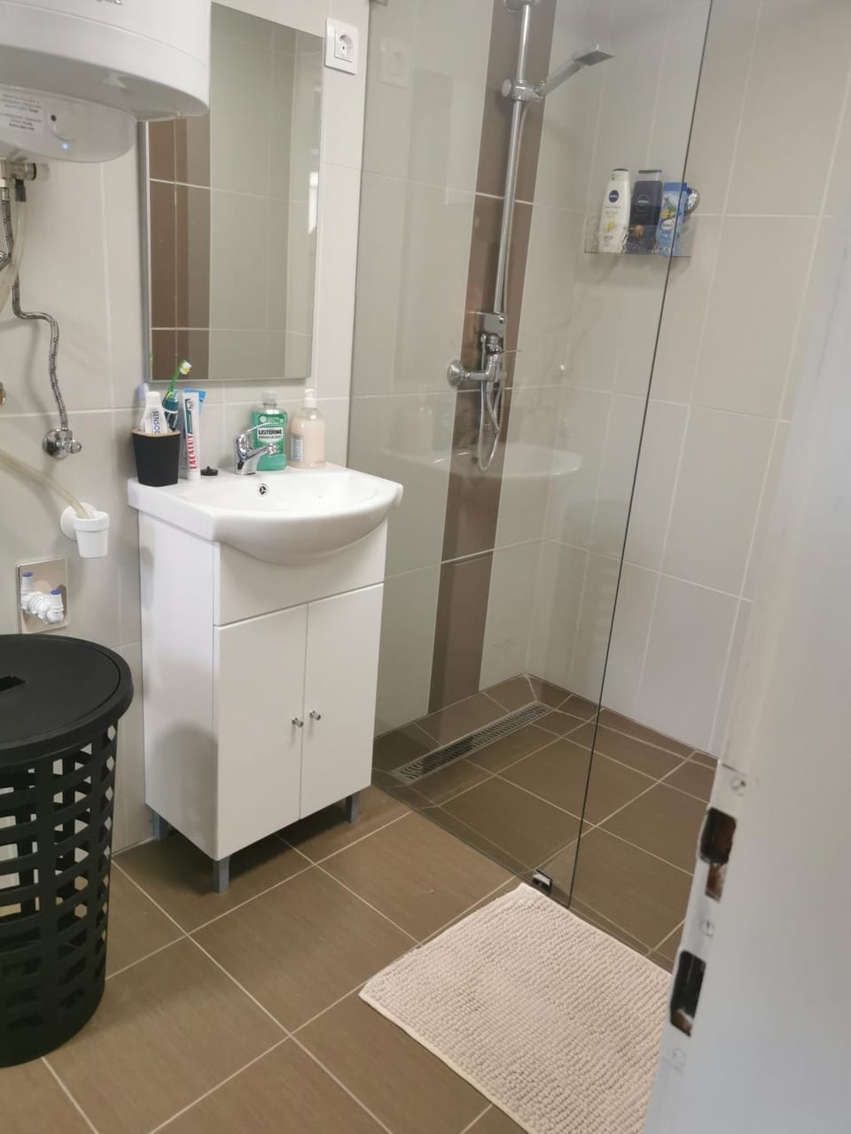 Shower, Bathroom