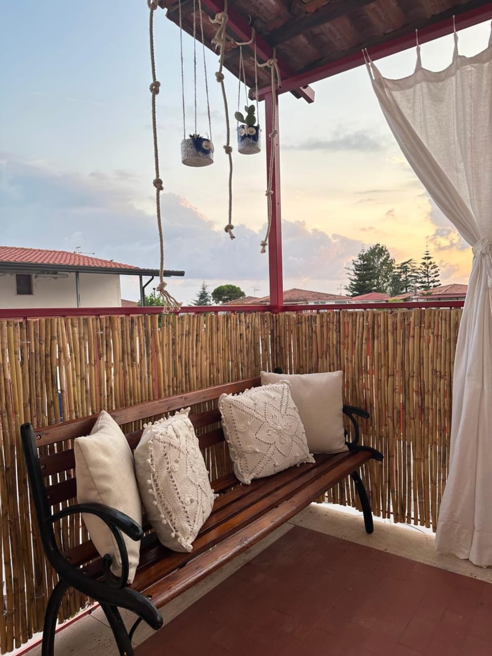 Patio, View (from property/room), Balcony/Terrace