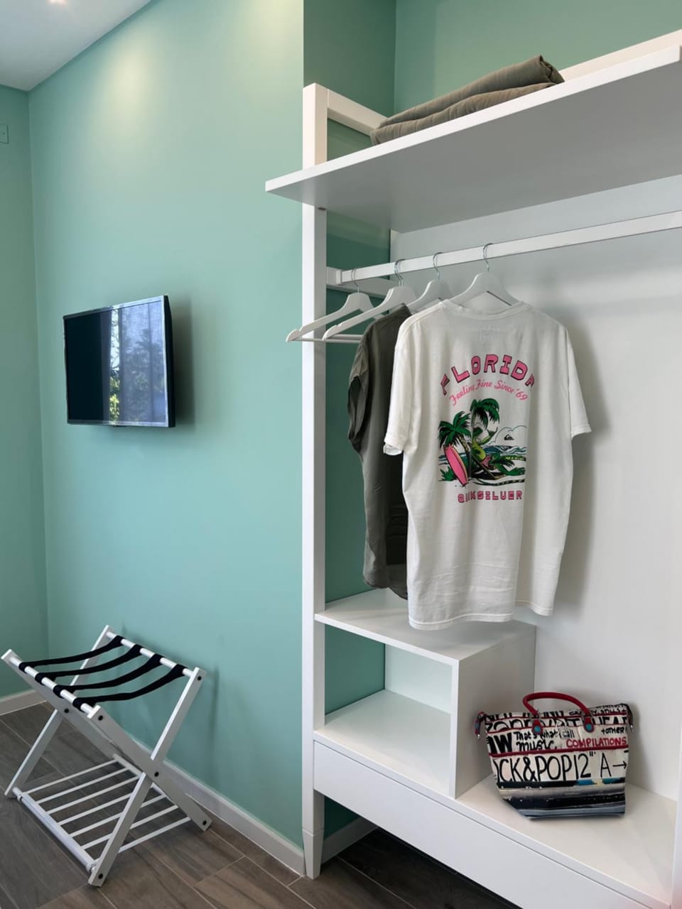 TV and multimedia, wardrobe