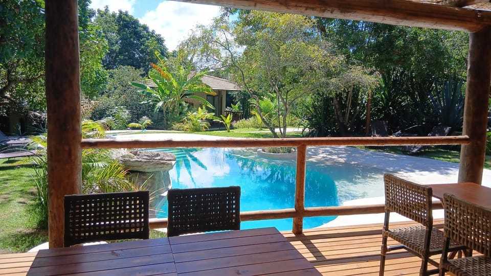 Swimming pool, Breakfast