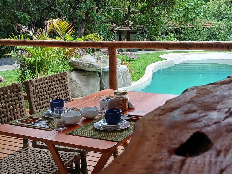 Vila Natholi Hotel Boutique Bed and Breakfast in Imbassaí
