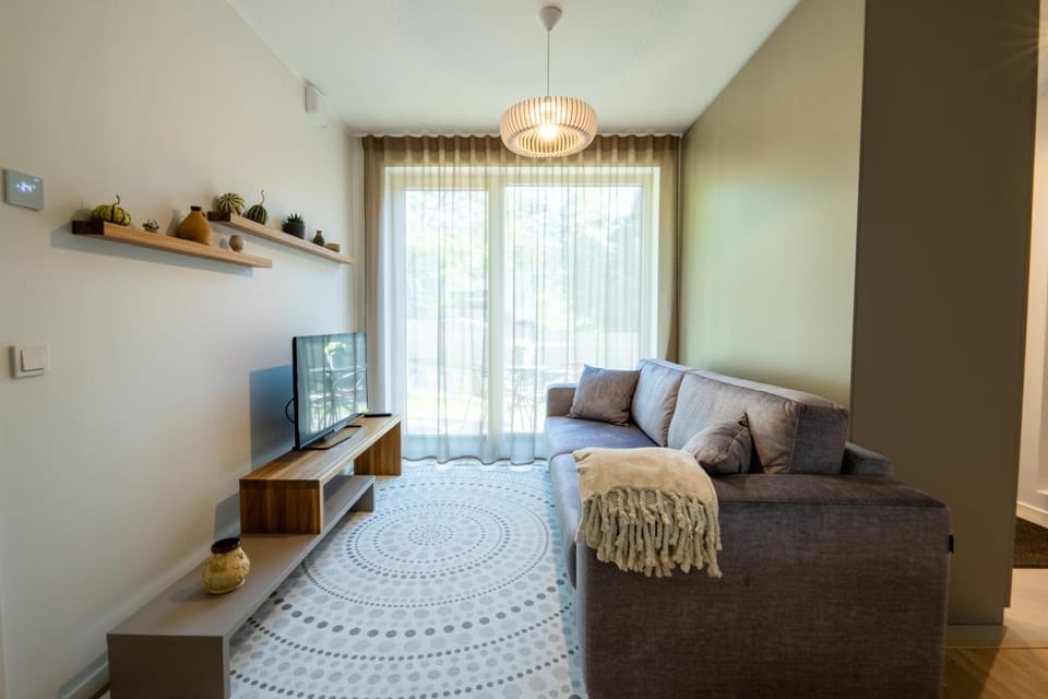 Communal lounge/ TV room, TV and multimedia, Living room, Photo of the whole room, Seating area, Evening entertainment