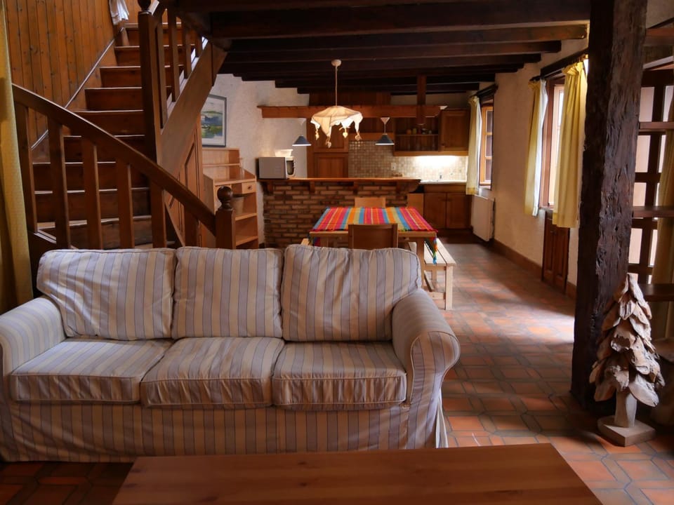 Living room, kitchen