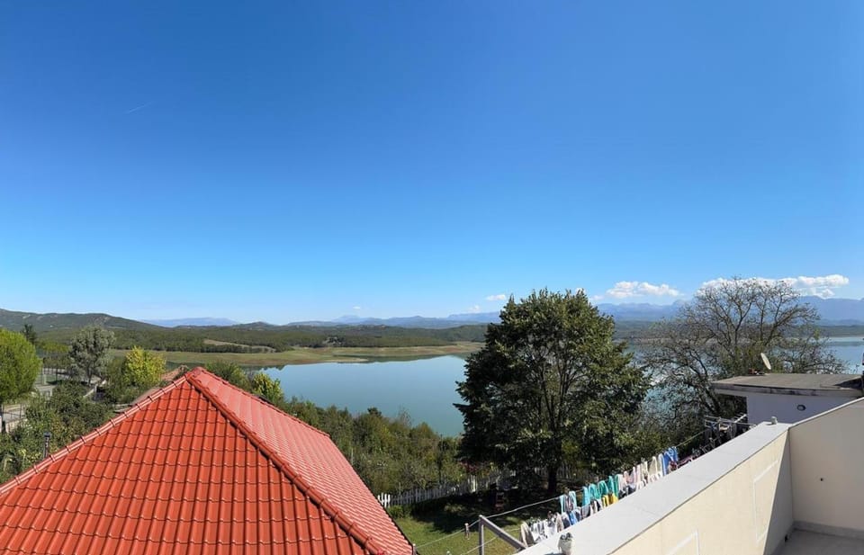 Natural landscape, Lake view, Mountain view