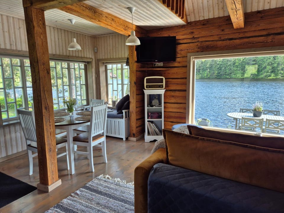 Kõverajärve saunamaja House in Estonia