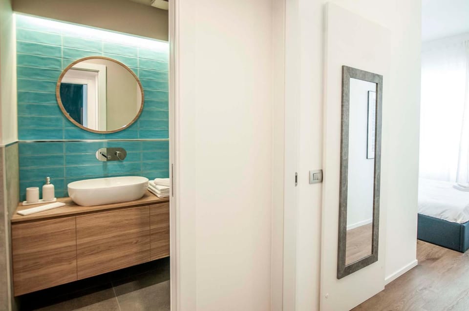 Bathroom, Bedroom