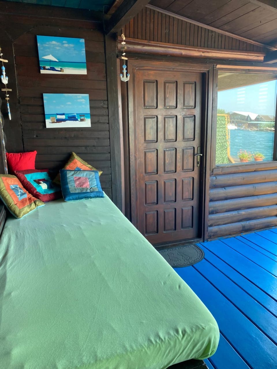 Bed, Natural landscape