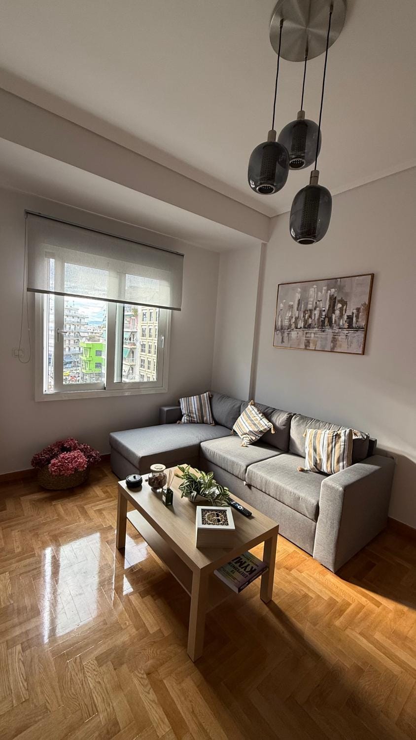 TV and multimedia, View (from property/room), Living room, Seating area