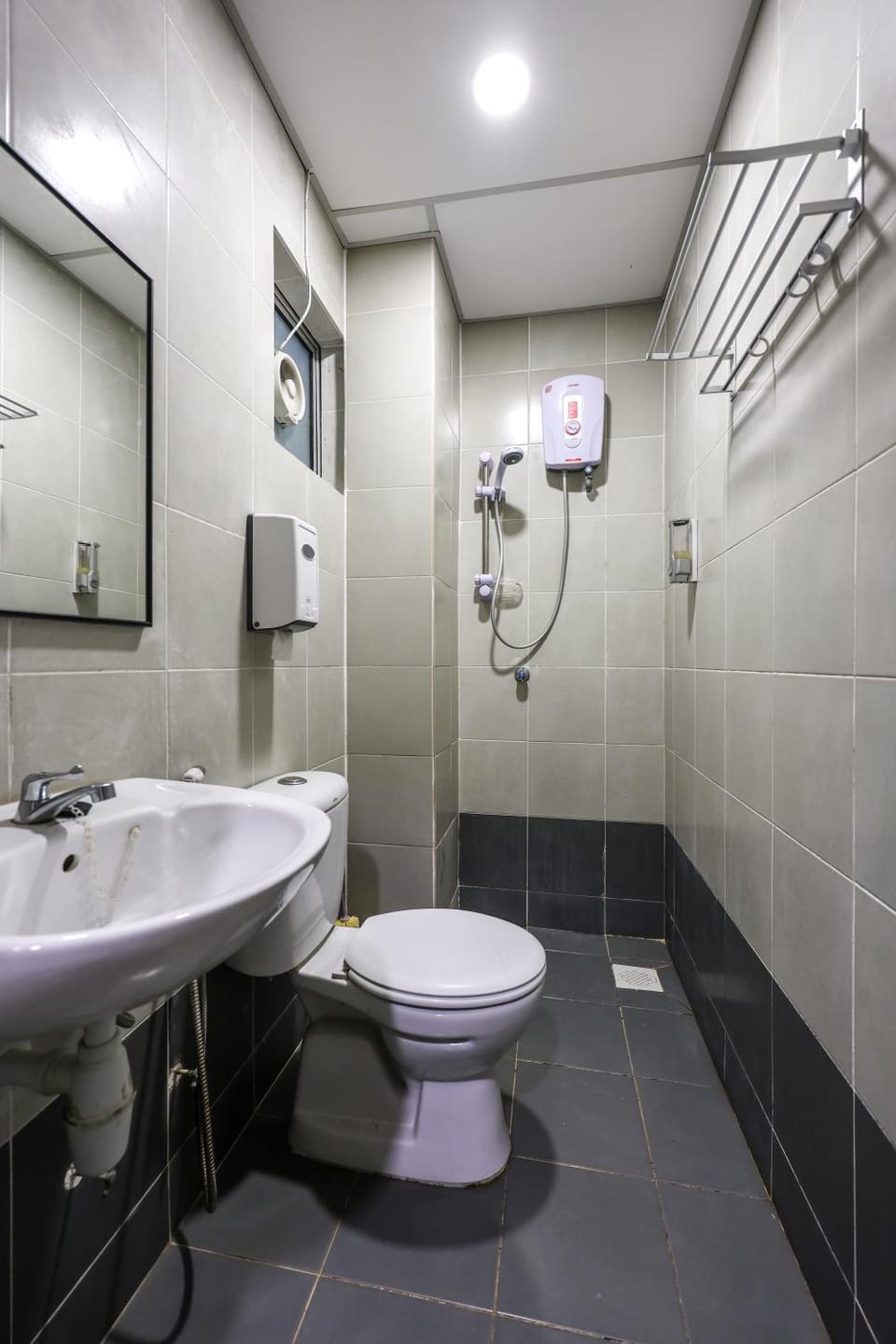 Shower, Toilet, Bathroom