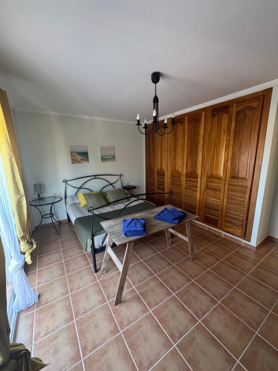 La Casa del Olivo en Montserrat - Valencia House in Valencian Community