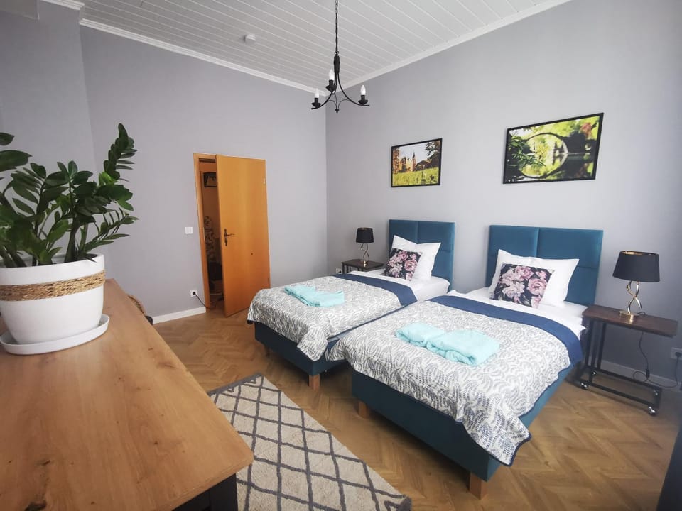 Under the Hill plus Apartment in Saxony