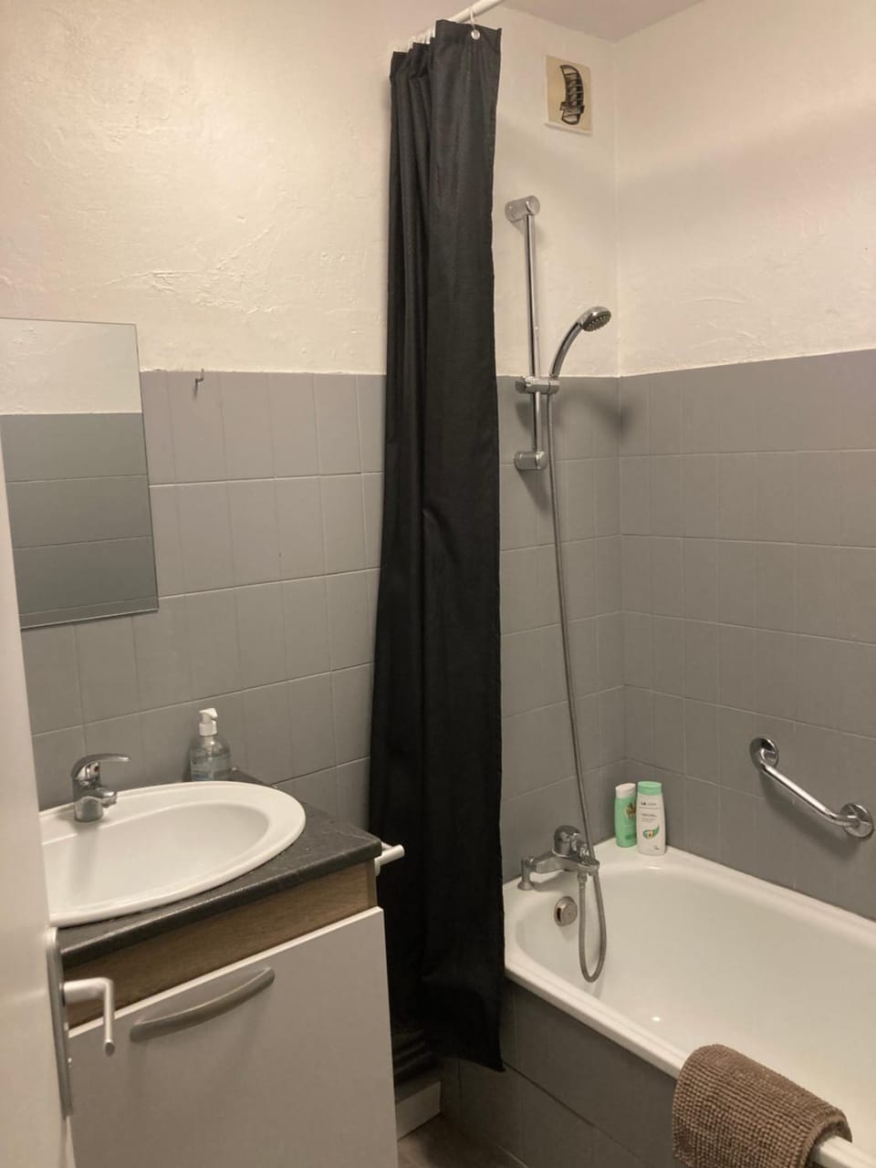 Bathroom, Bath
