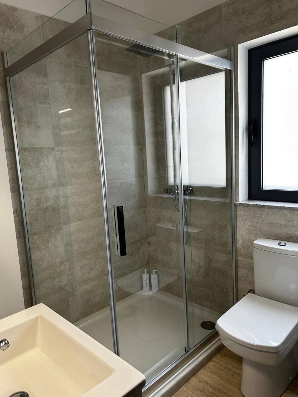 Shower, Toilet, Bathroom